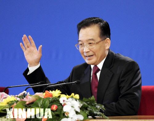 溫家寶總理與中外記者見面