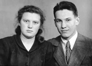 葉利欽:窮追冰上美人未果 校園走廊一吻定情