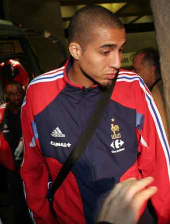 特雷澤蓋：離我遠(yuǎn)點(diǎn)，我要瘋了！