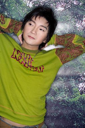 楊臣剛承認(rèn)自己欺騙恐嚇(圖)