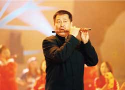 二人轉(zhuǎn)“轉(zhuǎn)”進(jìn)人民大會(huì)堂 趙本山壓軸