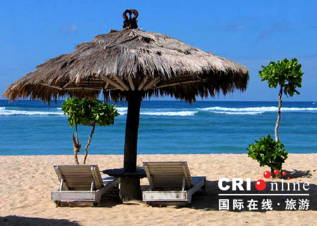 烏布鎮(zhèn) 南緯8度的碧海藍(lán)天