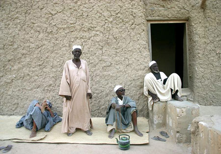 西非小城 用鹽塊換黃金