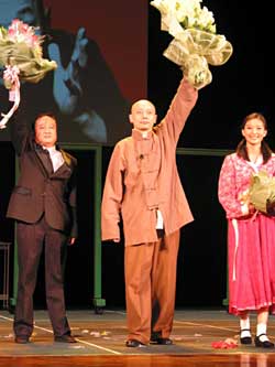 《西望長安》創(chuàng)南京紀錄 觀眾看葛優(yōu)如看歌星