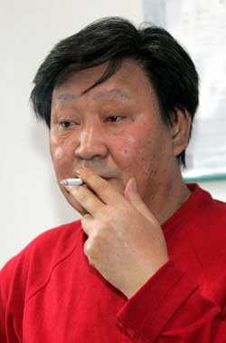 判決錯(cuò)誤百出 楊志剛不服決定再告郭德綱