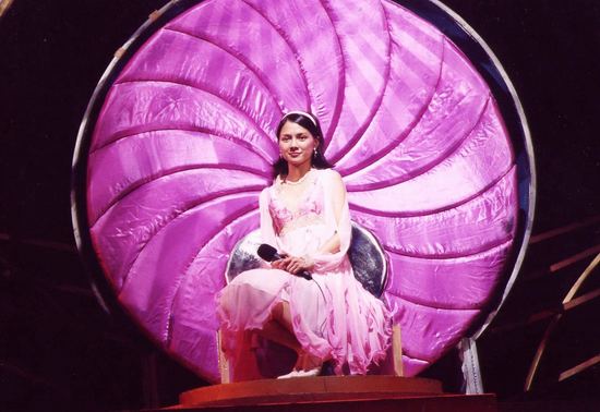 《但愿人長久》演“鄧麗君”不用王菲用新人