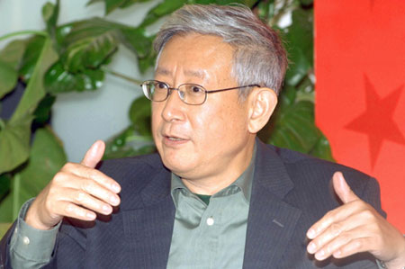 曹景行:香港最大變化就是對(duì)大陸的心態(tài)開放