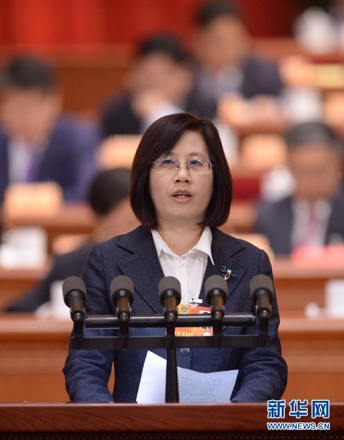 全國政協(xié)十二屆一次會議舉行第三次全體會議