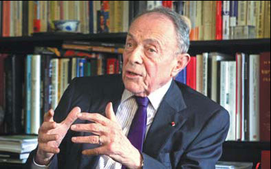 法國前總理:西方期待中國在國際社會發(fā)揮更大作用