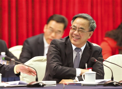 3月6日人大代表熱搜榜:李小鵬穩(wěn)居榜首