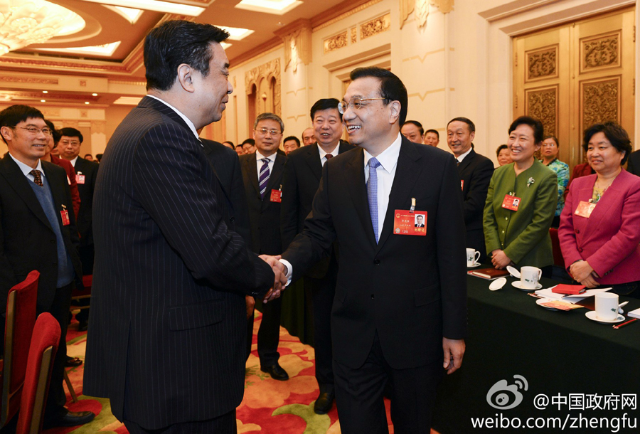 李克強參加山東代表團(tuán)審議