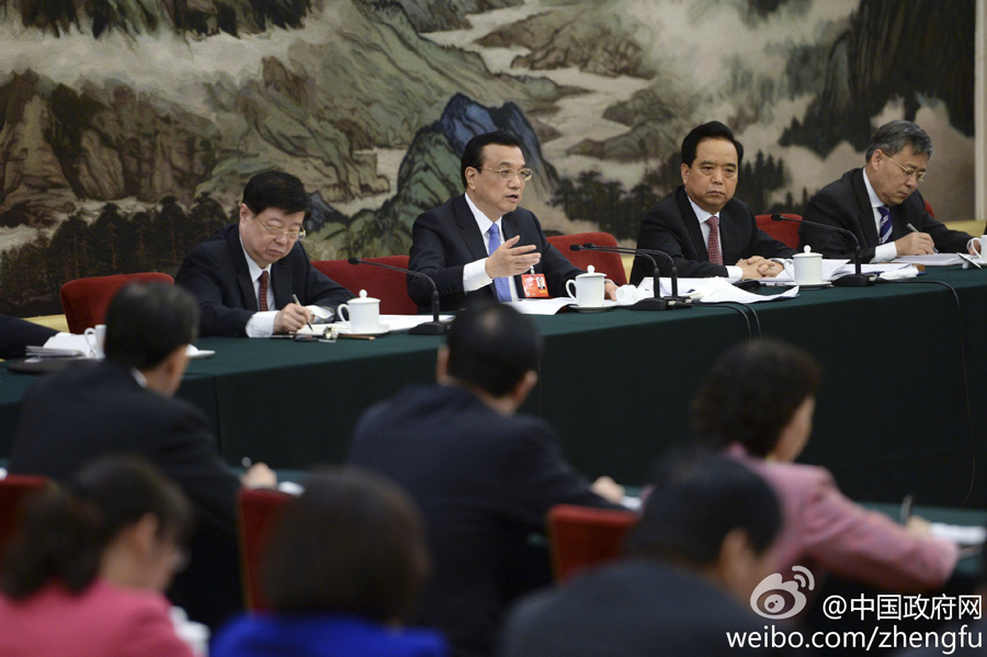 李克強(qiáng)參加山東代表團(tuán)審議