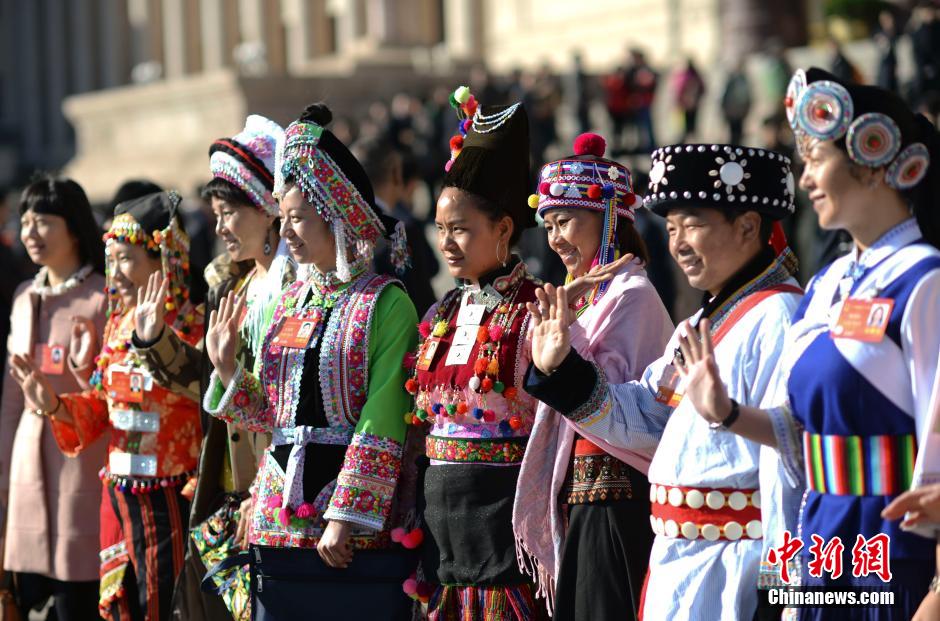 2014兩會(huì)：少數(shù)民族代表委員的特色帽飾