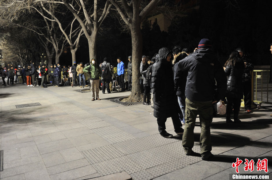 【兩會圖刊】新聞大戰(zhàn)