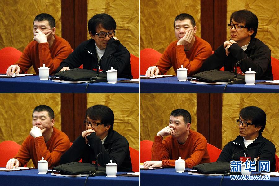 [兩會(huì) 連環(huán)畫]換姿勢(shì)