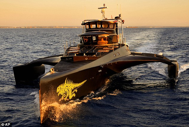 環(huán)保組織“哥斯拉”PK日本捕鯨船 海上大戰(zhàn)即將展開(kāi)