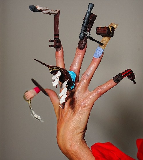 纖小指尖變幻萬(wàn)種風(fēng)情 指甲奧林匹克令人大開(kāi)眼界