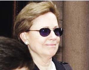 19歲白宮實(shí)習(xí)生半世紀(jì)后打破沉默 爆肯尼迪奪處女身誘其吸毒