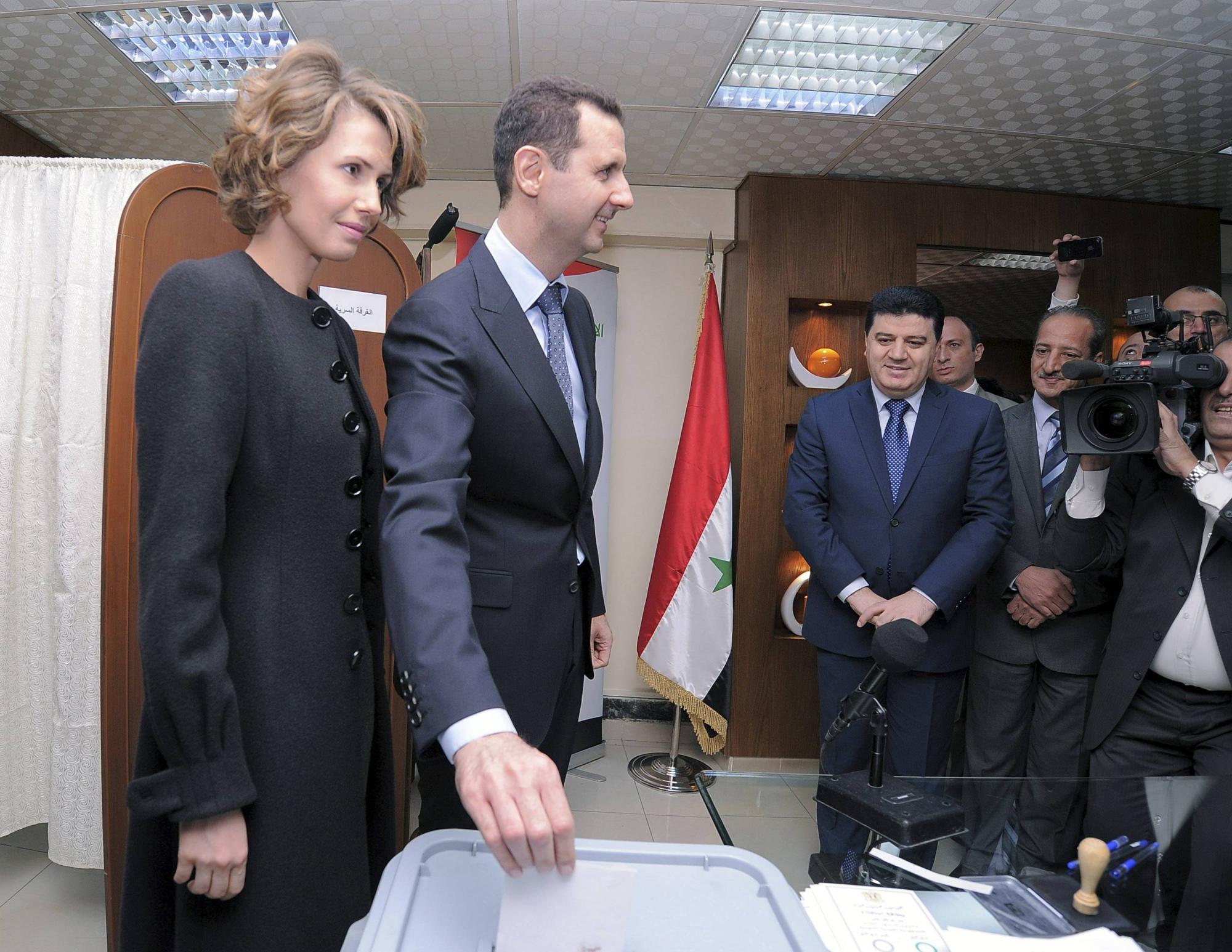 敘利亞憲法草案公投日暴力不斷 西方政客斥投票可笑