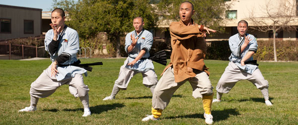 美國(guó)斯坦福大學(xué)開少林功夫課 旨在透過(guò)練功促進(jìn)身心平衡