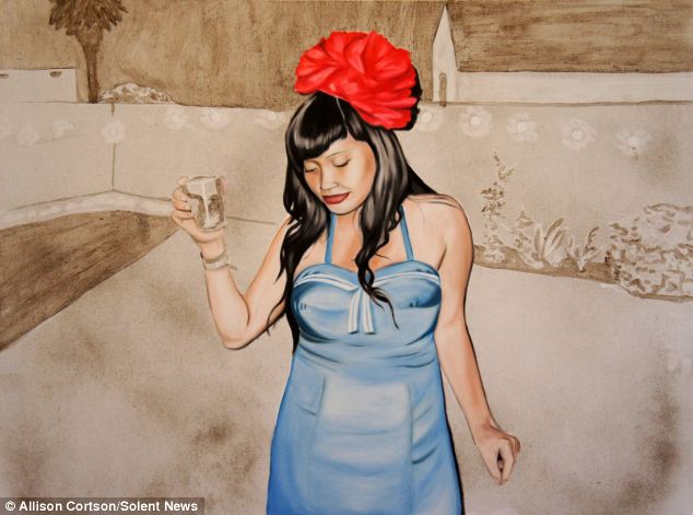 圖:美藝術(shù)家用吸塵器中塵土繪制神奇畫作