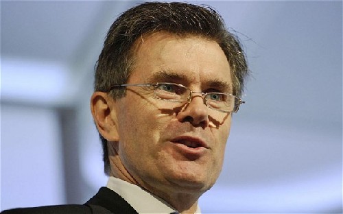 英軍情六處主管首次公開稱伊朗兩年內(nèi)將成擁核國家