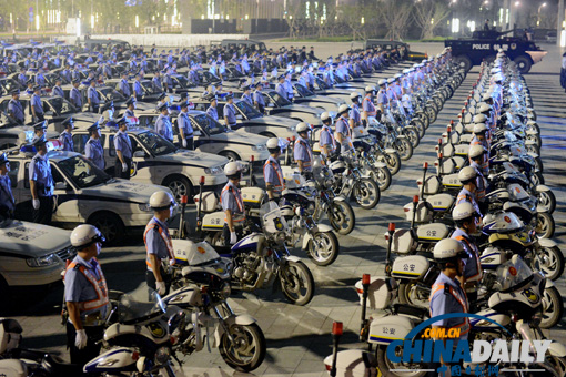 山西太原多警種103支巡邏隊(duì)24小時(shí)上路