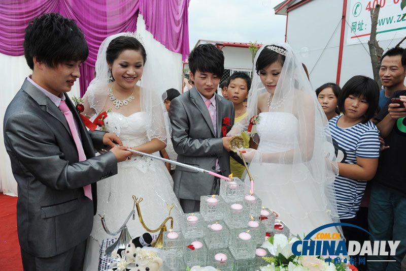 安徽阜陽(yáng)：雙胞胎兄弟迎娶雙胞胎姐妹