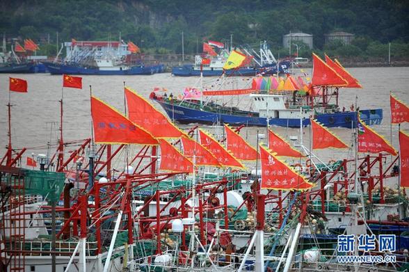 東海伏季休漁結(jié)束 浙江象山千艘漁船整裝待發(fā)