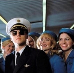 冒牌飛行員怎能逍遙法外！免費(fèi)搭飛機(jī)被意警方抓捕