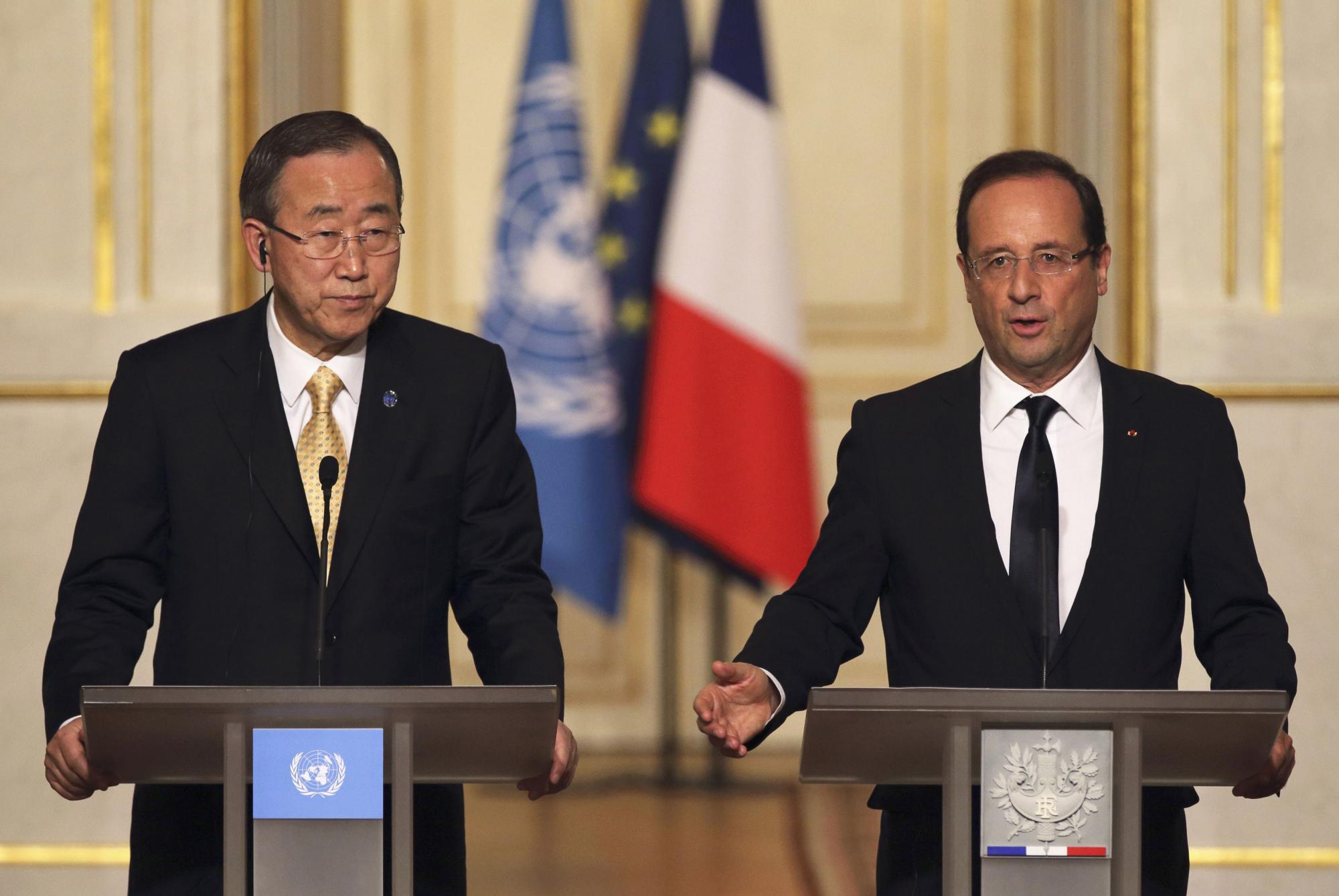 奧朗德敦促軍事干預馬里局勢 欲取消法國小學生家庭作業(yè)