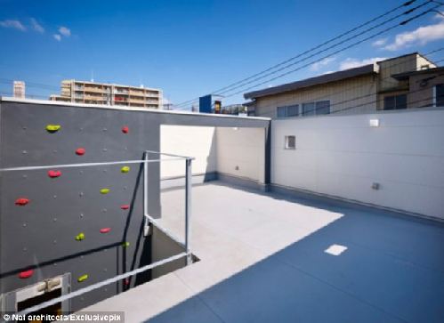 神奇小樓三種上法！日本推出階、梯、攀巖墻一體房屋