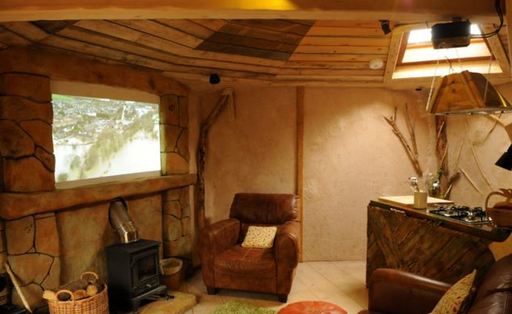 英國商人打造全英最豪華樹屋 不超200英鎊一晚