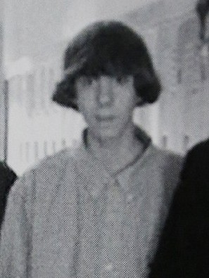 “邪惡基因”在作祟？ 美科學(xué)家擬分析康州校園槍擊案兇手基因