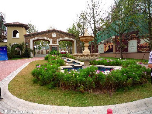 美報(bào):中國(guó)人攜大量現(xiàn)金到西方買房