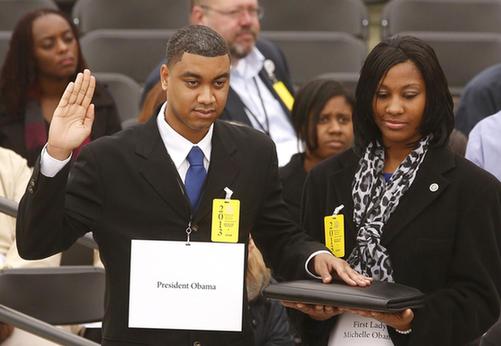 奧巴馬就職典禮彩排緊鑼密鼓 場面宏大替身略顯尷尬
