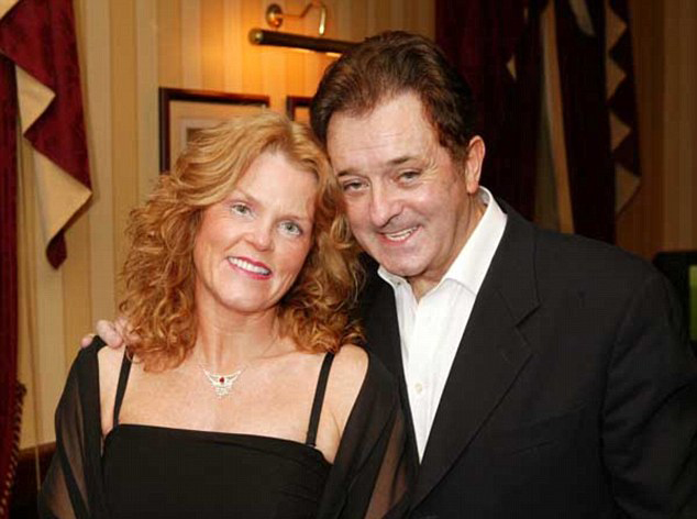 愛(ài)爾蘭地產(chǎn)大亨遭綁8個(gè)月被棄路邊 被刻“竊賊”