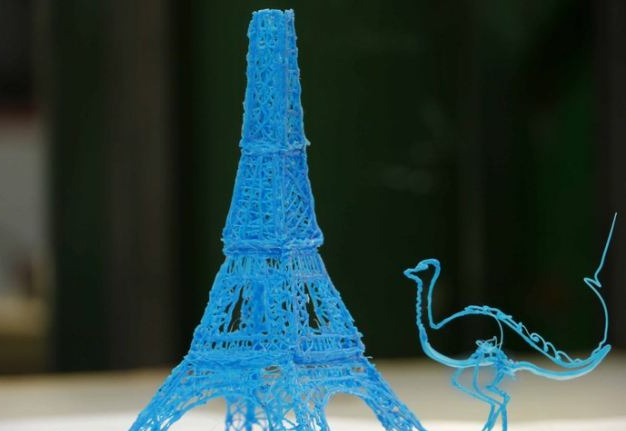 3D創(chuàng)意來襲:神奇涂鴉筆空中揮舞作畫 立體動物T恤栩栩如生