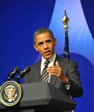 “自動減支”：美兩黨玩不夠的“懸崖游戲”