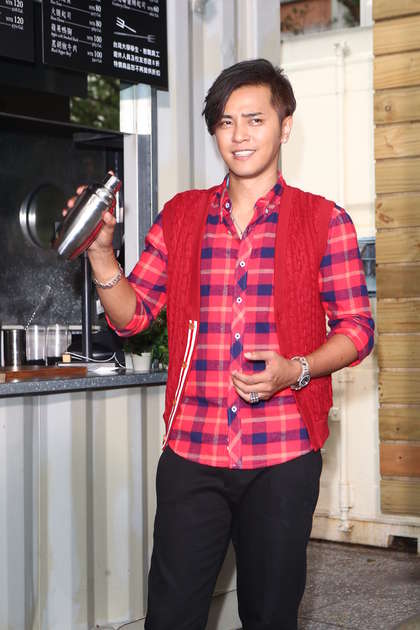 頂樓養(yǎng)豬惹鄰怨 羅志祥砸2千萬蓋豬舍(圖)