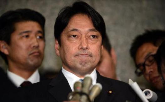 日本防衛(wèi)大臣：抓住中國(guó)換屆機(jī)會(huì) 與中國(guó)說(shuō)上話