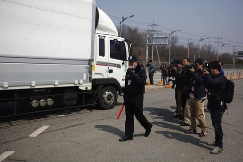 為確保開城韓方人員安全 韓國(guó)防部考慮采取軍事措施