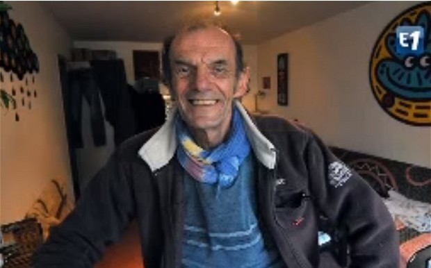 法國(guó)救護(hù)車(chē)司機(jī)突發(fā)心臟病 車(chē)上癌癥患者助其脫險(xiǎn)