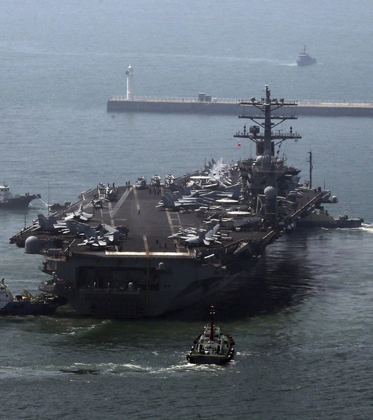 美國(guó)超級(jí)核航母助威美韓軍演