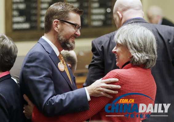 美國明尼蘇達(dá)州同性婚姻合法化 成第12個允同性婚姻州