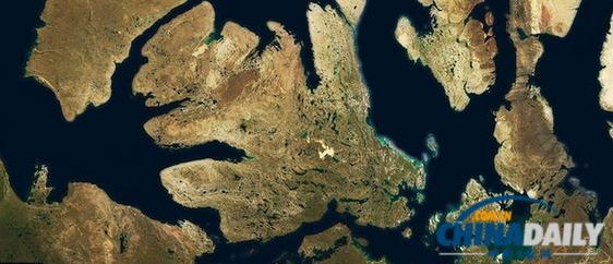 30萬張衛(wèi)星照片拼成無云地圖集 提供俯瞰獨特視野