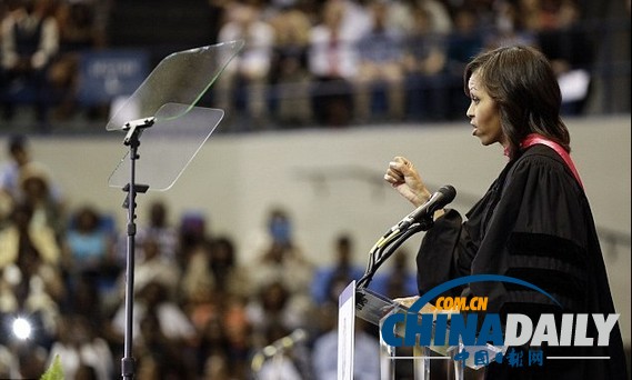 米歇爾畢業(yè)典禮大談夢想 學(xué)校怕漏雨憂鼠患求生存