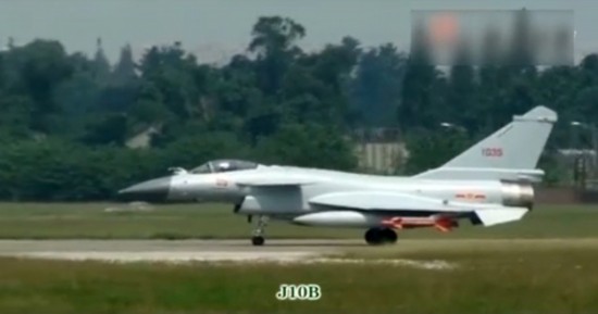 組圖:實拍多架殲-10出廠前震撼試飛