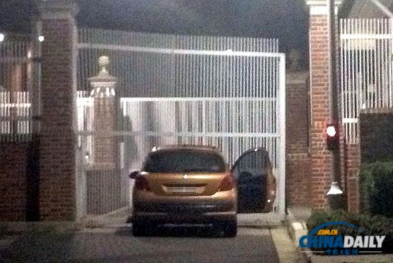 澳大利亞男子車撞美駐澳使館被逮捕 無人員傷亡