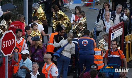 法國發(fā)生火車脫軌事故 6人死亡30人受傷